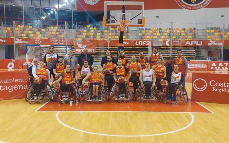 Las selecciones españolas de baloncesto en silla de ruedas, concentradas en Cartagena