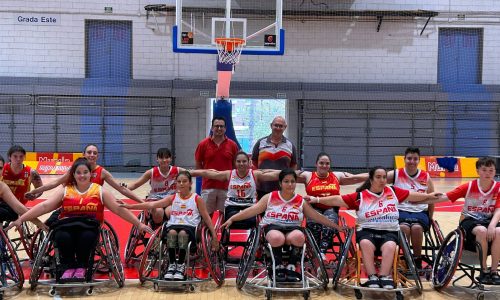 Preparación del equipo femenino de BSR para el Campeonato de Europa